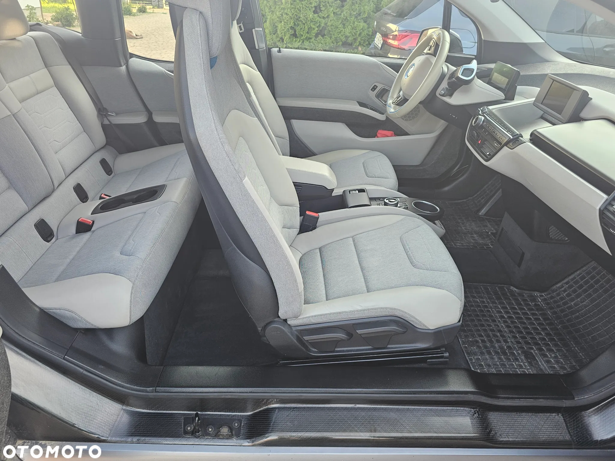 BMW i3 (94 Ah) - 12