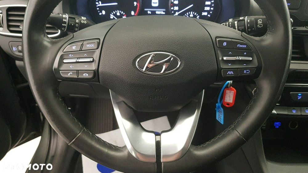 Hyundai i30 - 21