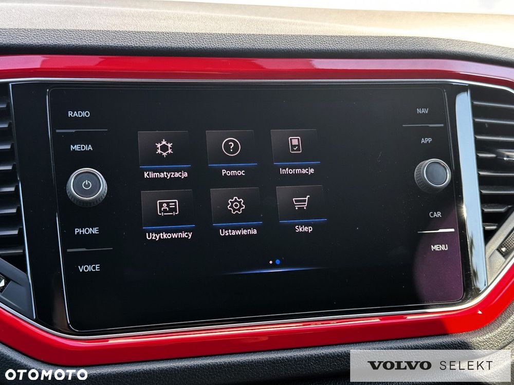 Volkswagen T-Roc - 31