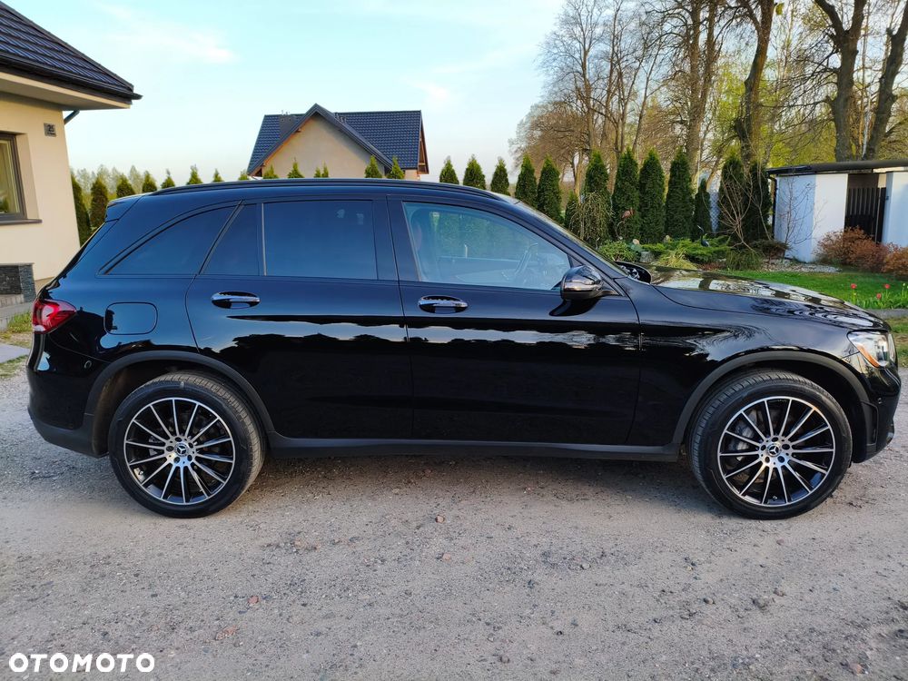 Mercedes-Benz GLC 300 mHEV 4-Matic AMG Line - 4
