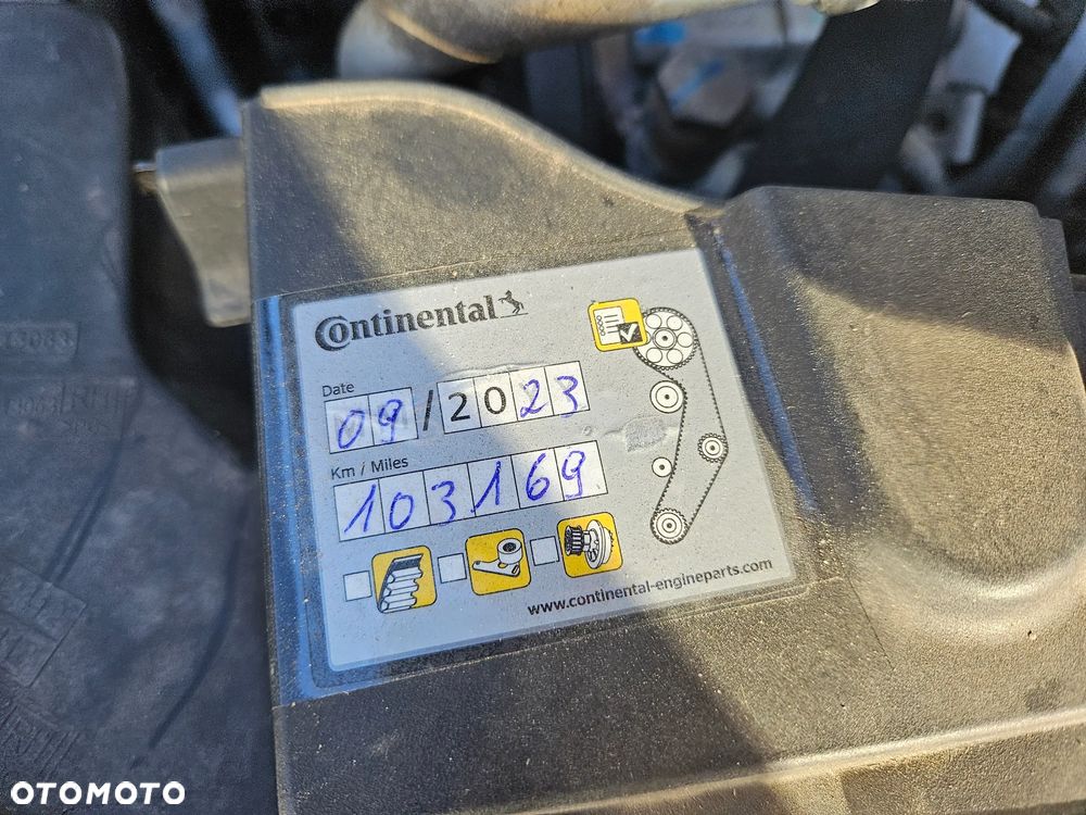 Chevrolet Cruze Station Wagon 1.8 LTZ - 26