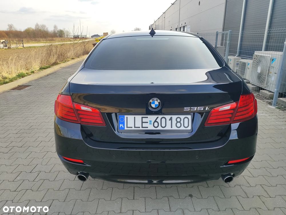 BMW Seria 5 535i - 35