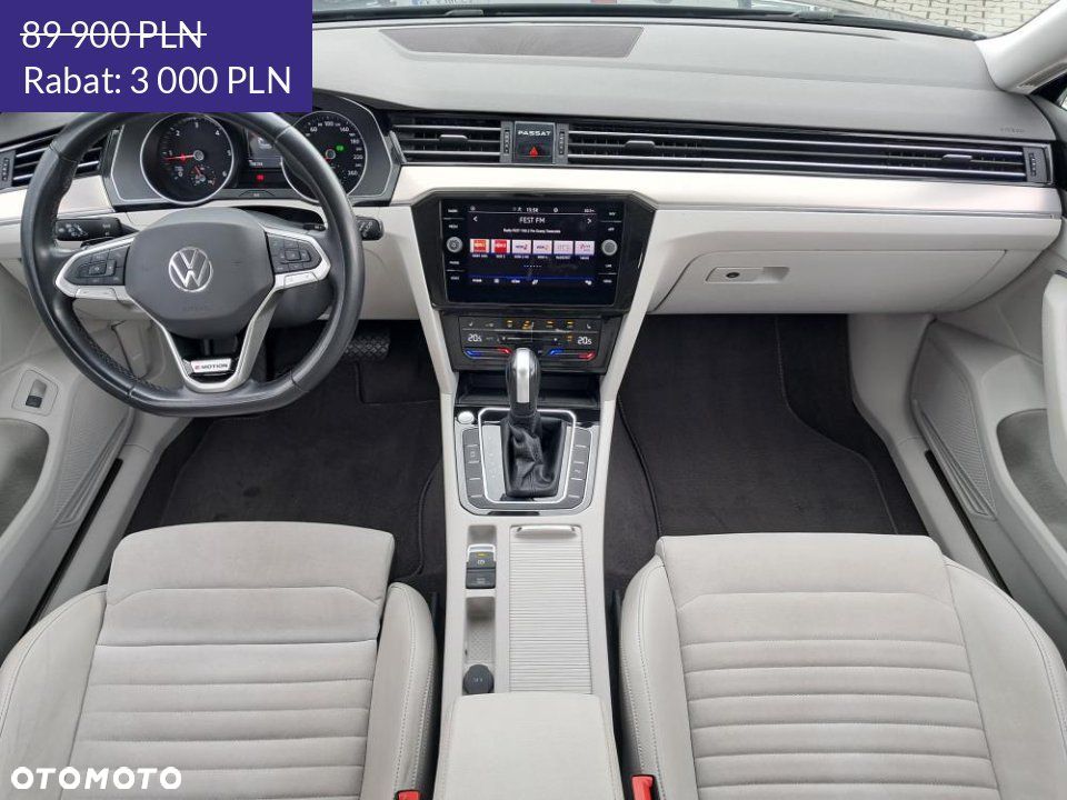 Volkswagen Passat - 21