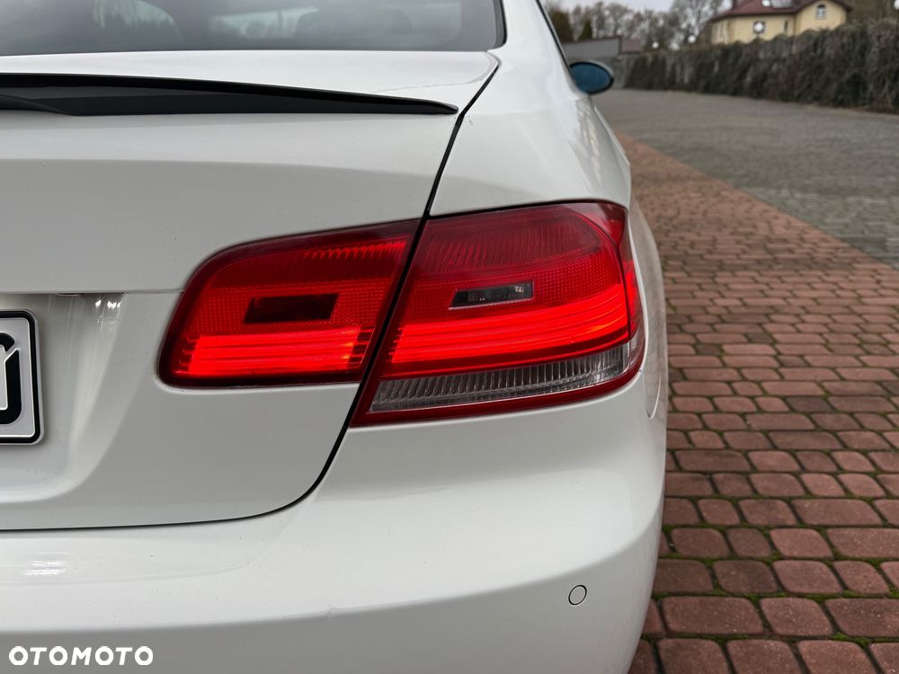 BMW Seria 3 330d M Sport Edition - 22