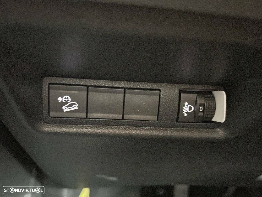 Jeep Avenger 1.2 GSE T3 Summit - 25