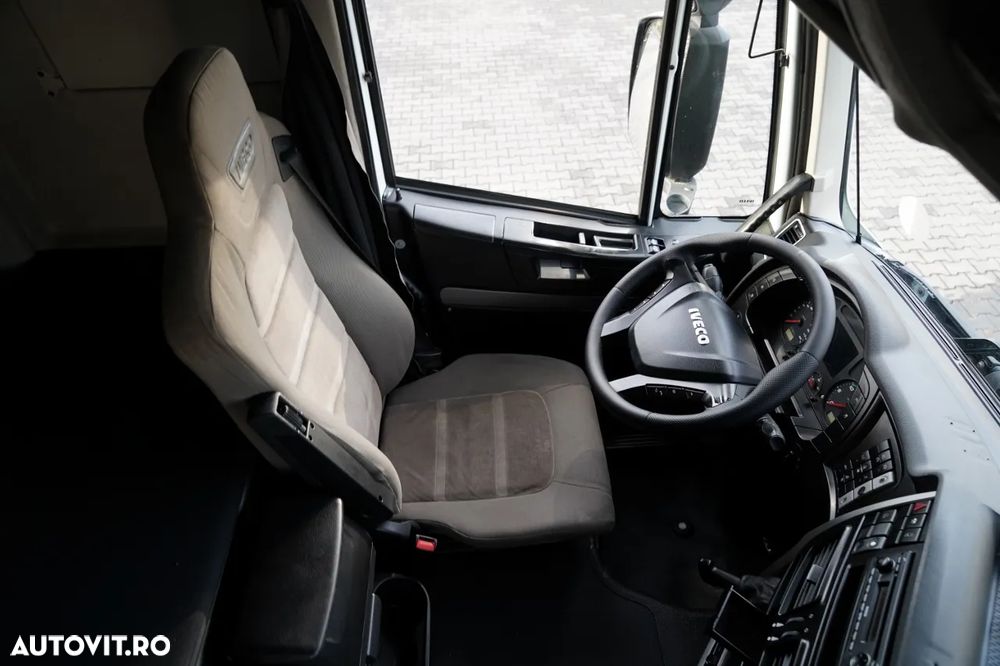Iveco STRALIS 560 / 6X4 / PENTRU LEMN / PENTRU COPACI / PENTRU PĂDURE / REMORCĂ PALFINGER EPSILON / CAPACITATE DE RIDICARE - 5.250 KG - 29