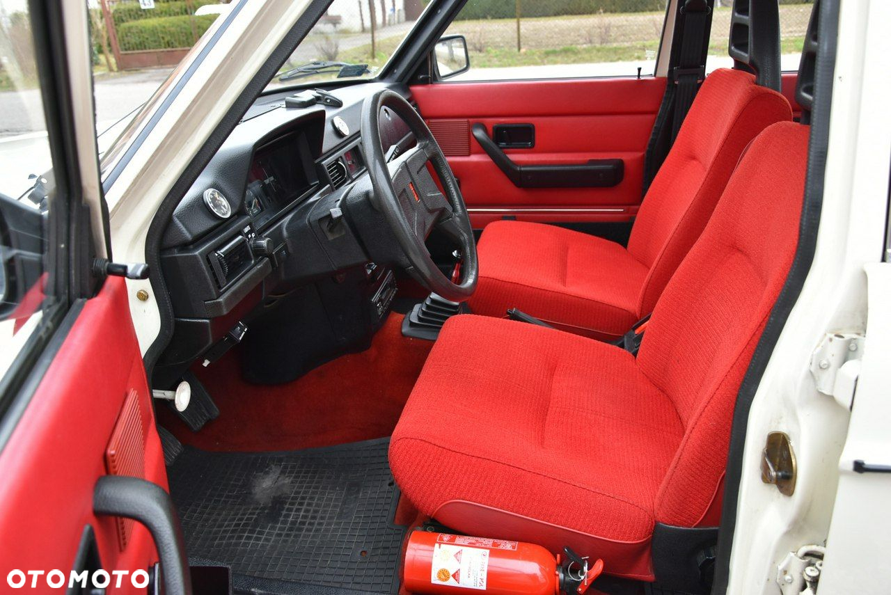 Volvo Seria 200 - 14