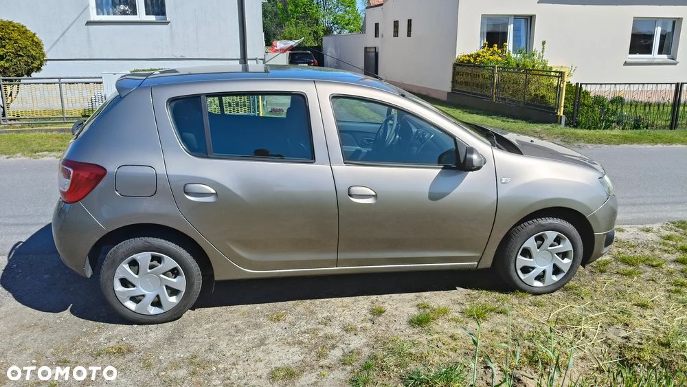 Dacia Sandero - 6