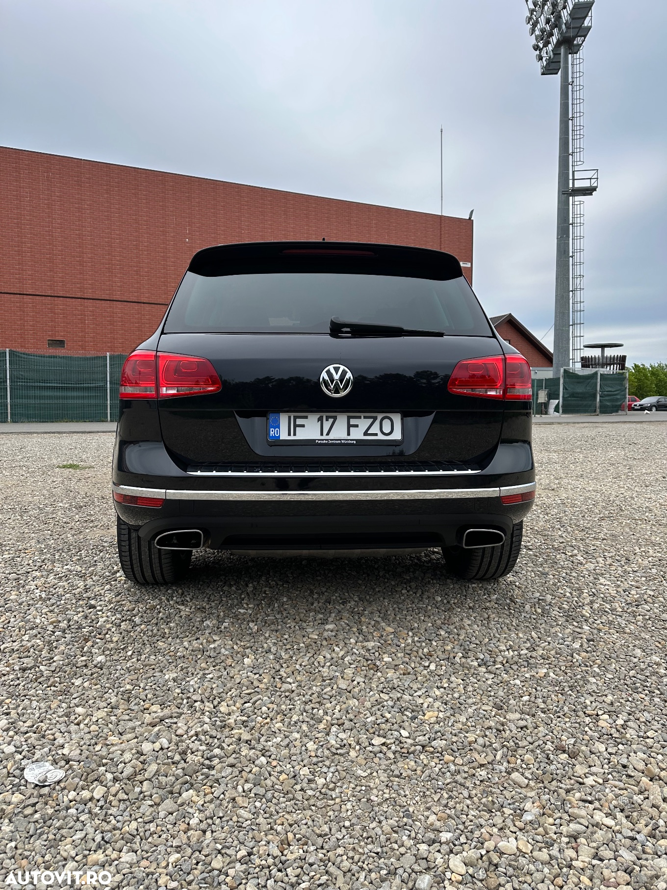 Volkswagen Touareg - 4