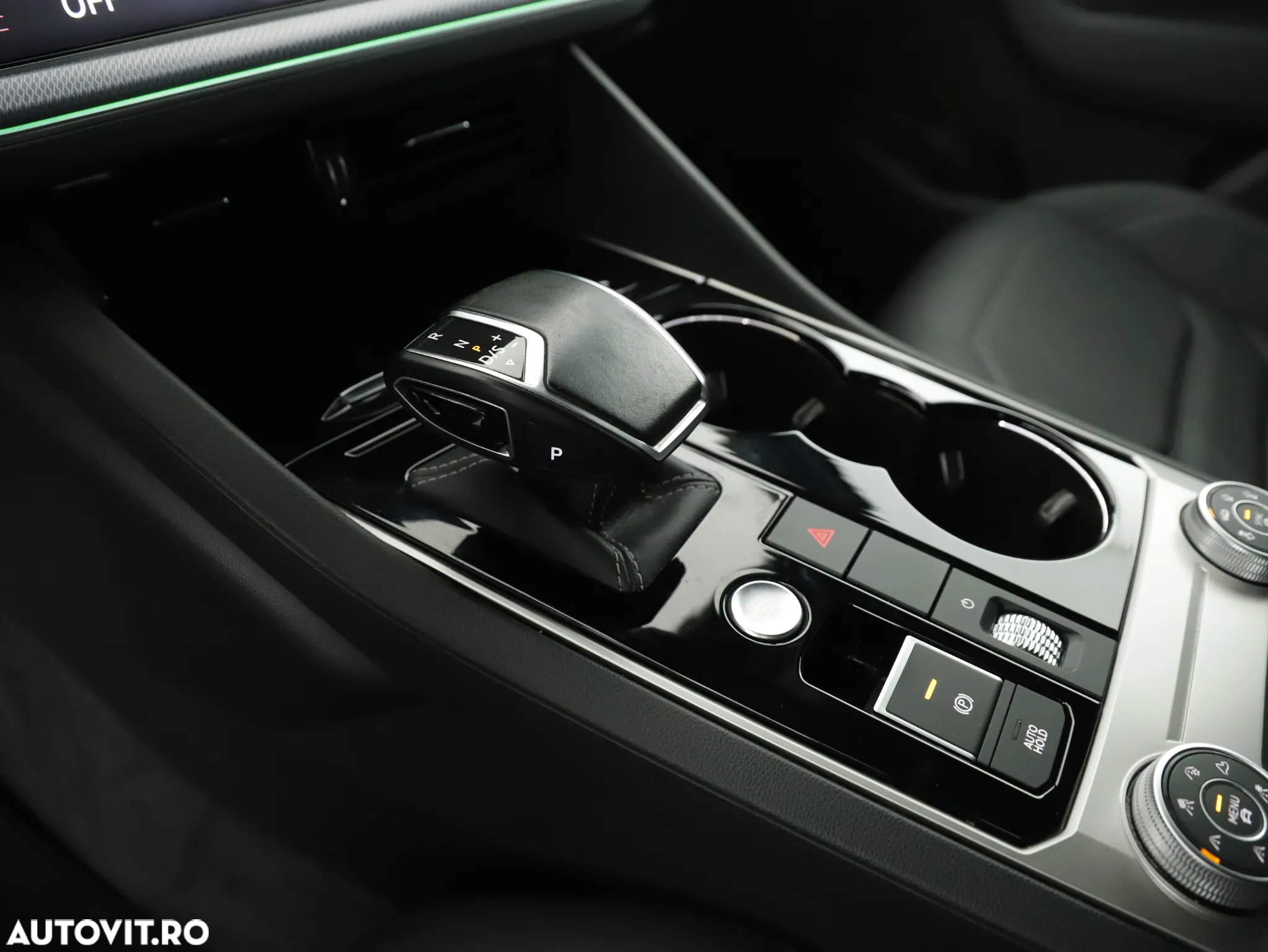 Volkswagen Touareg 3.0 V6 TDI 4Motion DPF Automatik R-Line - 15