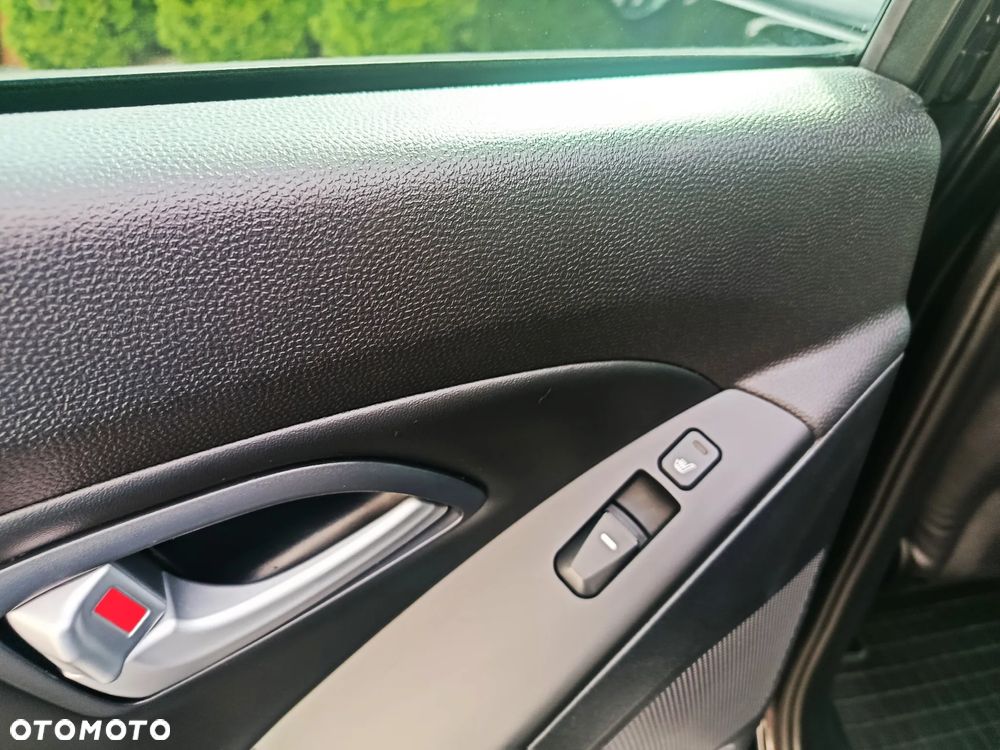 Hyundai ix35 2.0 CRDi 4WD Premium - 28
