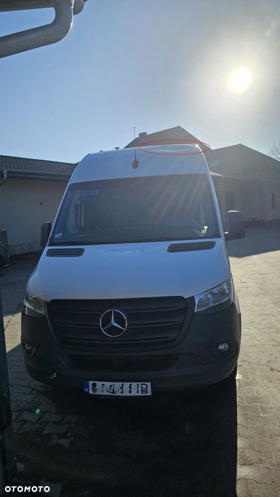 Mercedes-Benz Sprinter 907.235 - 4
