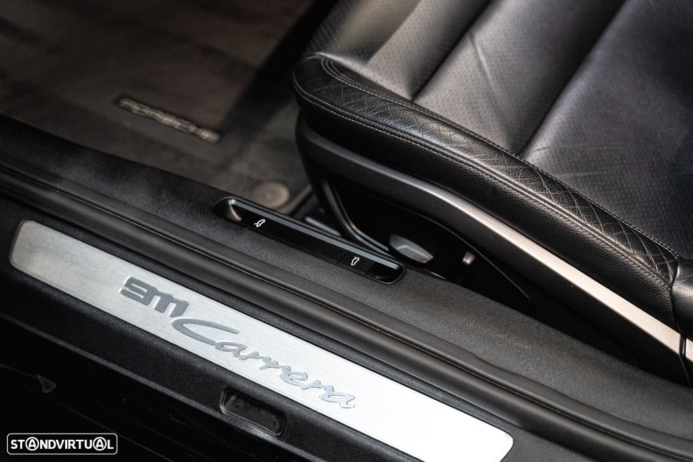 Porsche 911 (992) Carrera 4 PDK - 8