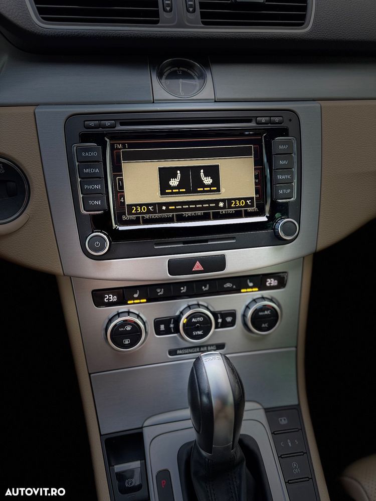 Volkswagen Passat CC - 23