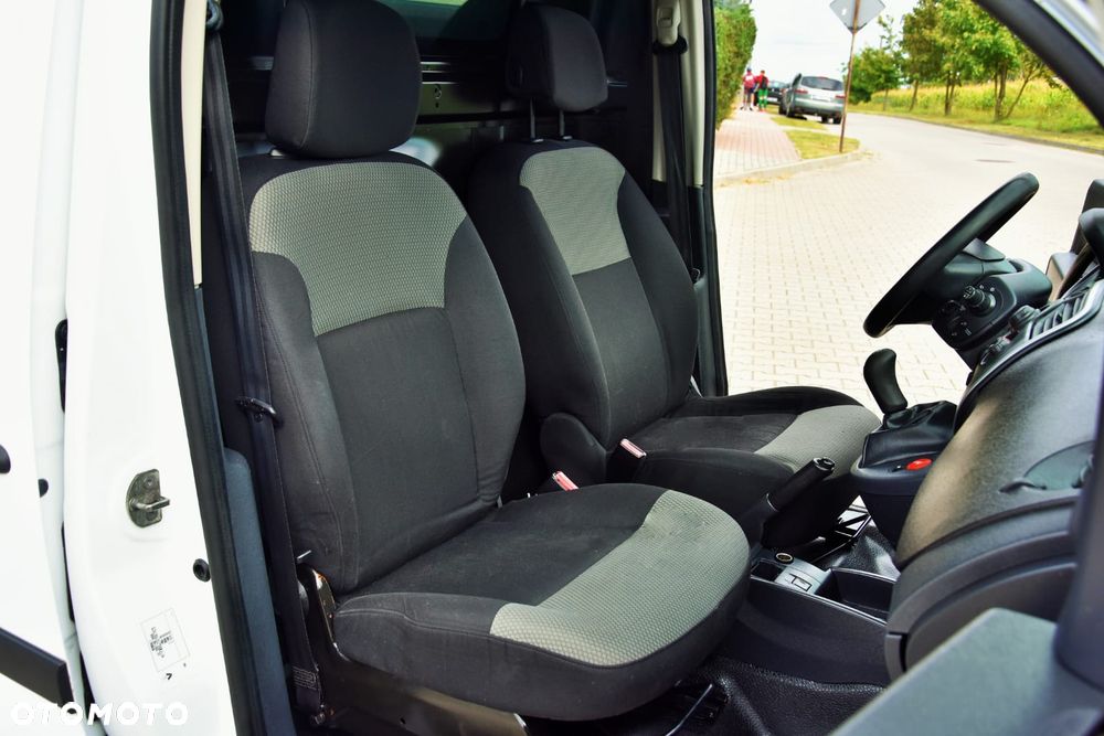 Renault KANGOO - 21