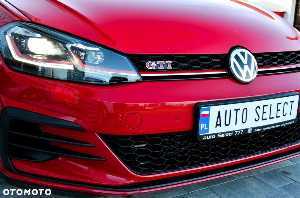 Volkswagen Golf GTI (BlueMotion Technology) DSG Performance - 10