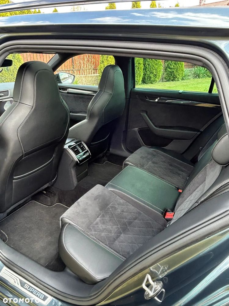 Skoda Superb 2.0 TDI 4x4 Sportline DSG - 12