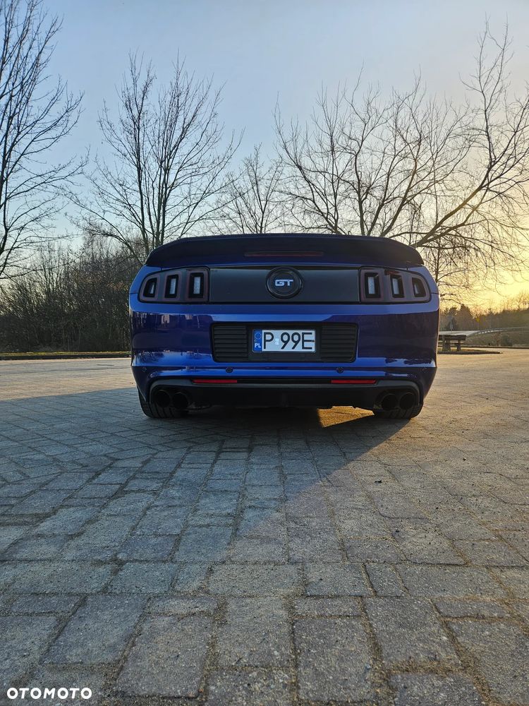 Ford Mustang 5.0 V8 GT - 11