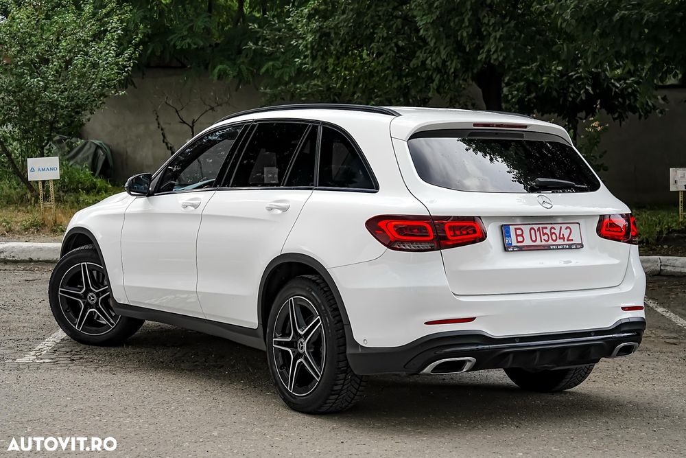 Mercedes-Benz GLC 220 d 4MATIC 9G-TRONIC AMG Line Plus - 10