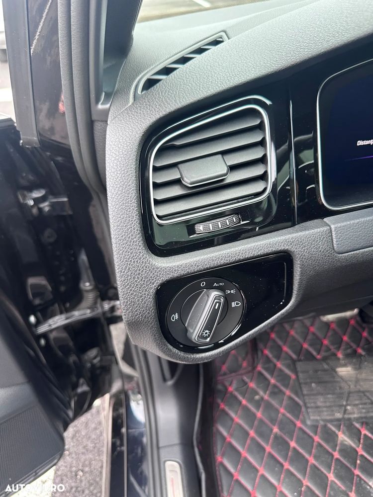 Volkswagen Golf - 7