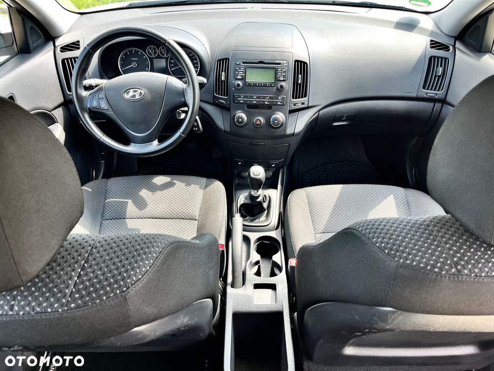 Hyundai i30 1.4 FIFA WM Edition - 15