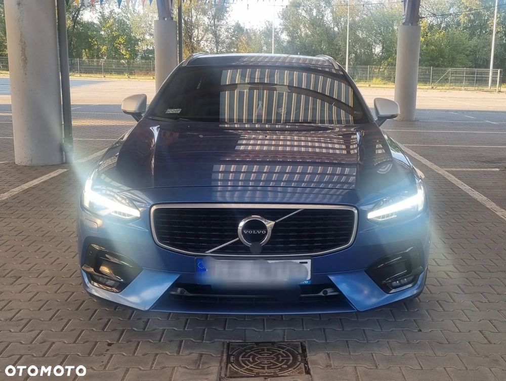 Volvo V90 D4 AWD R-Design - 9