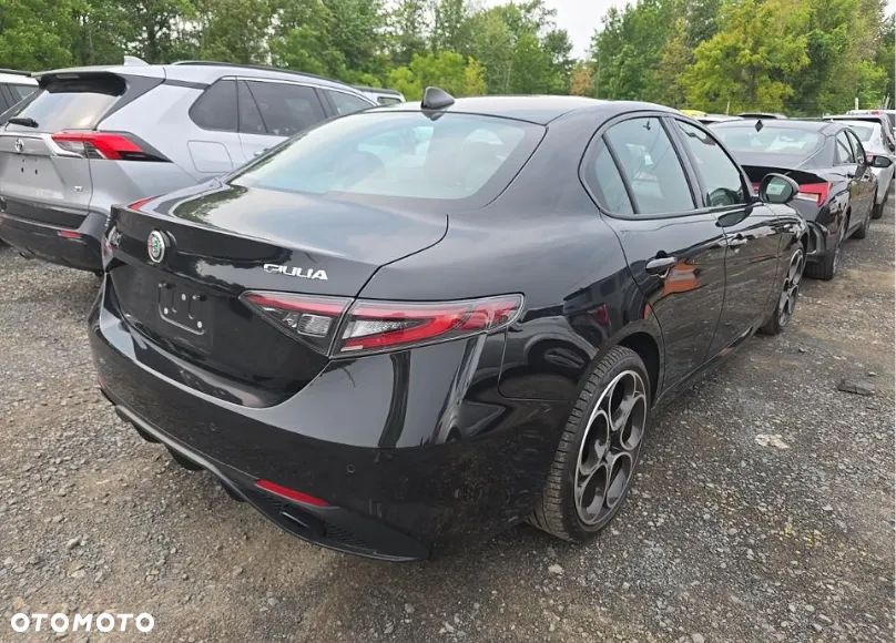 Alfa Romeo Giulia 2.0 Turbo Veloce Q4 - 4