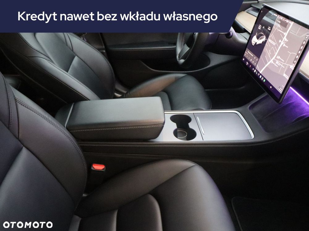 Tesla Model 3 - 11