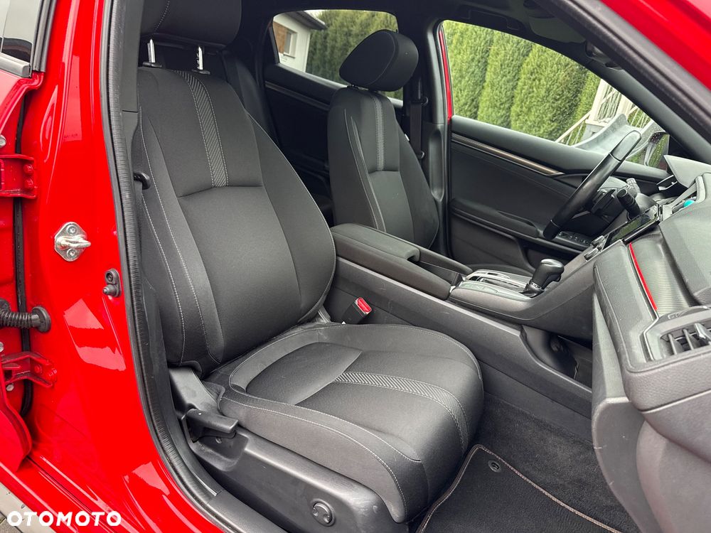 Honda Civic 1.5 i-VTEC Turbo CVT Sport Plus - 9