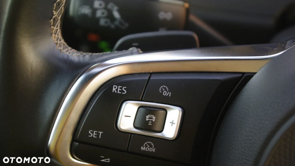Volkswagen Arteon 2.0 TSI R-Line DSG - 13