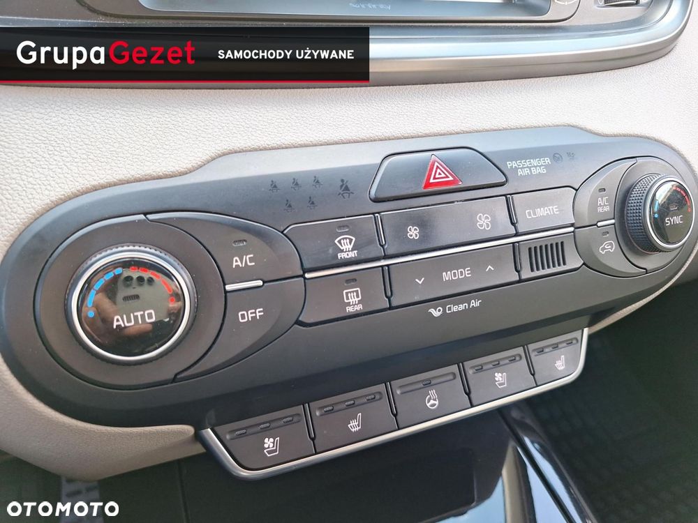 Kia Sorento - 31