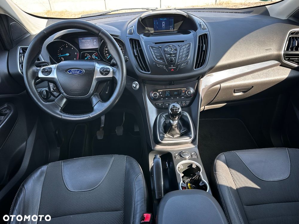 Ford Kuga 2.0 TDCi 4x4 Titanium - 24