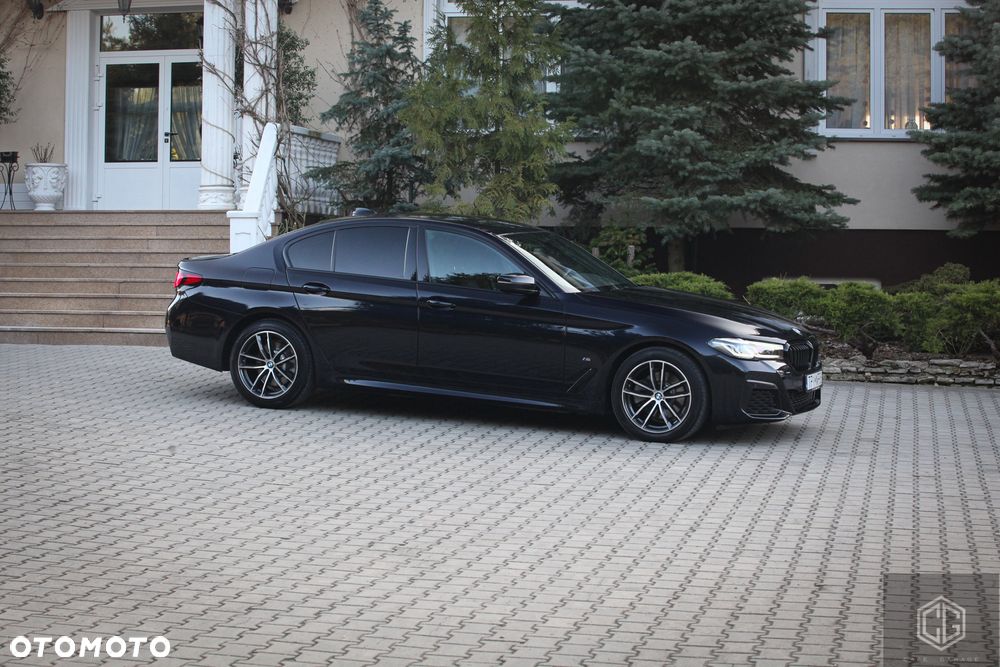 BMW Seria 5 520d xDrive M Sport sport - 12