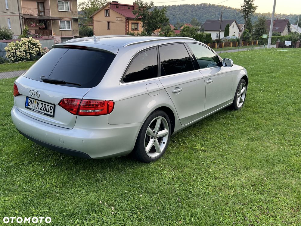 Audi A4 Avant - 4