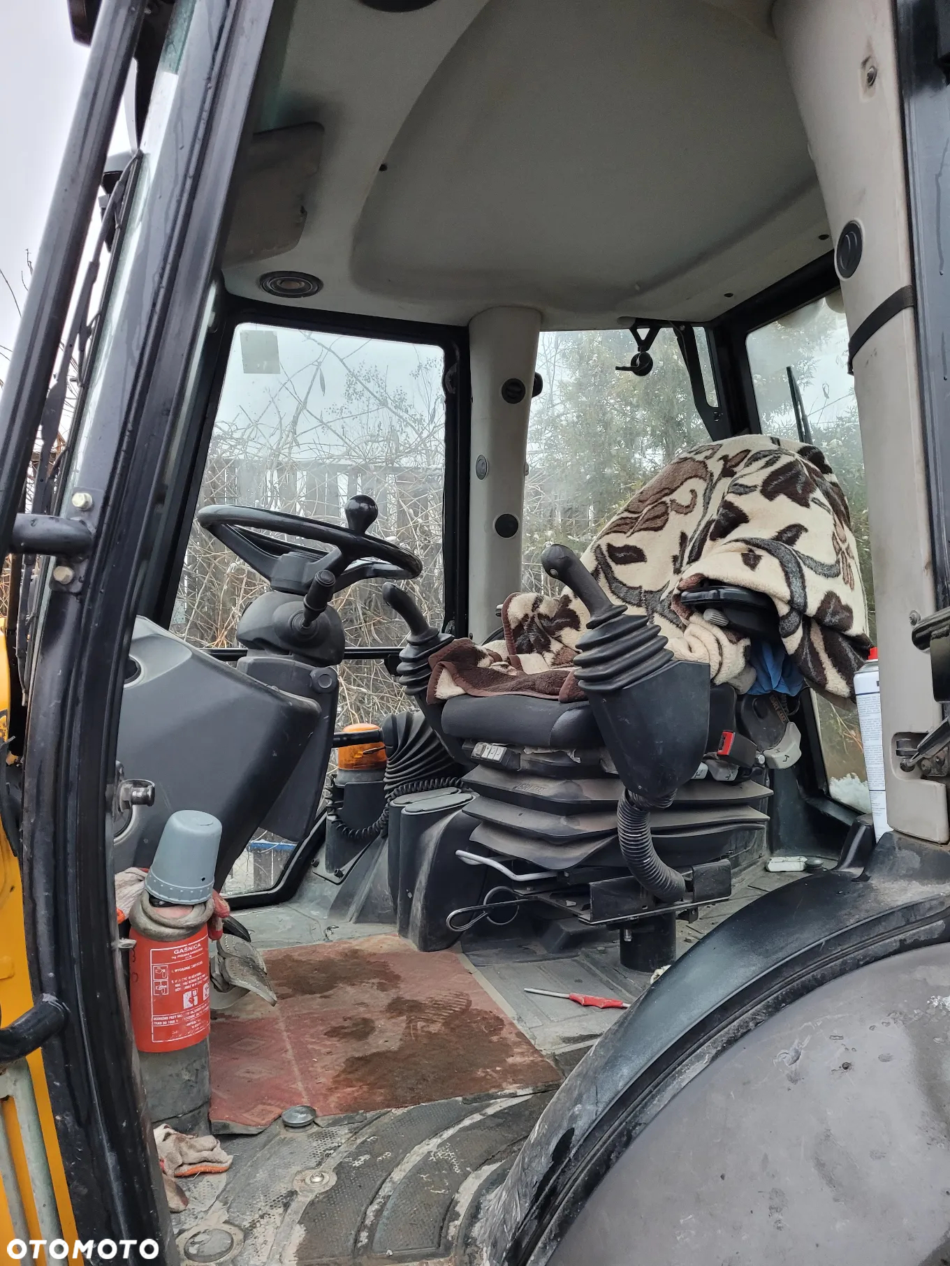 JCB 4CX AEC - 4