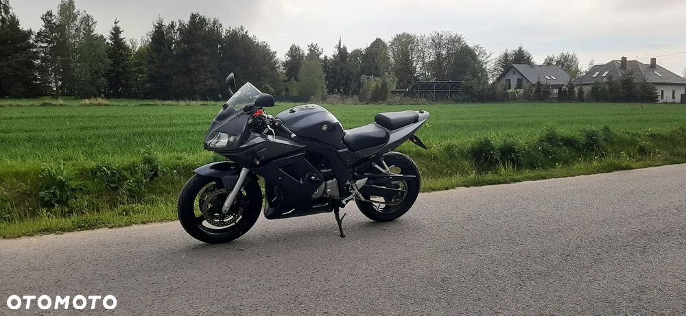 Suzuki SV - 4