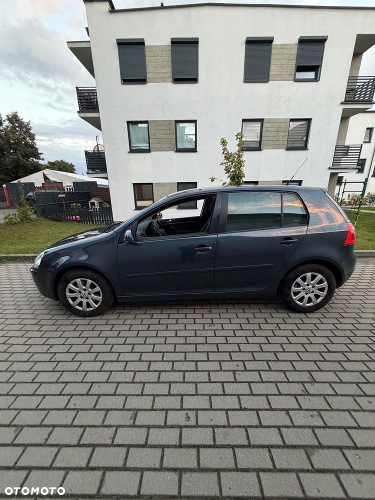 Volkswagen Golf - 9