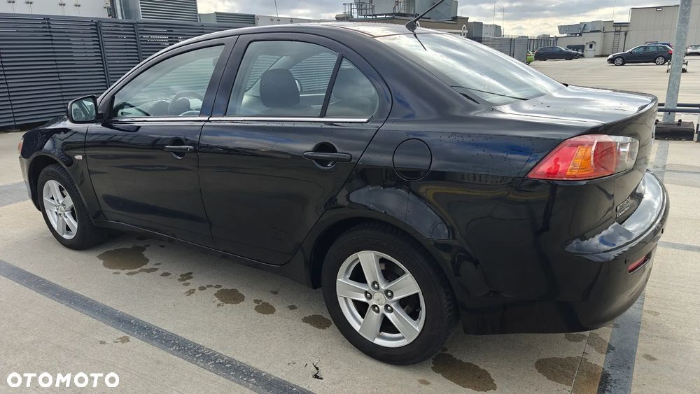 Mitsubishi Lancer 1.8 Intense CVT - 8