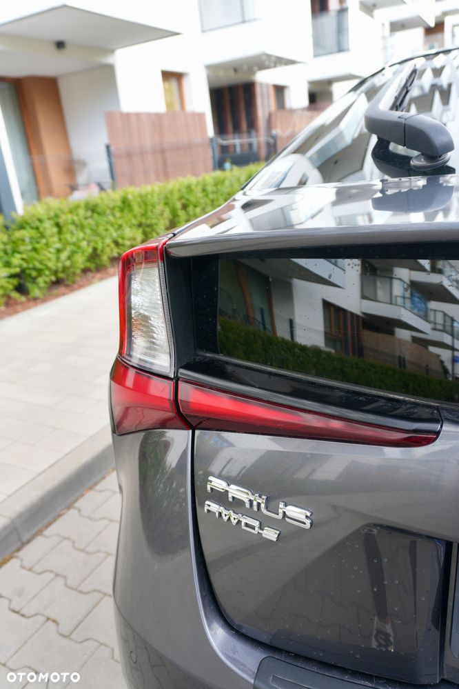 Toyota Prius 1.8 Hybrid Premium - 9