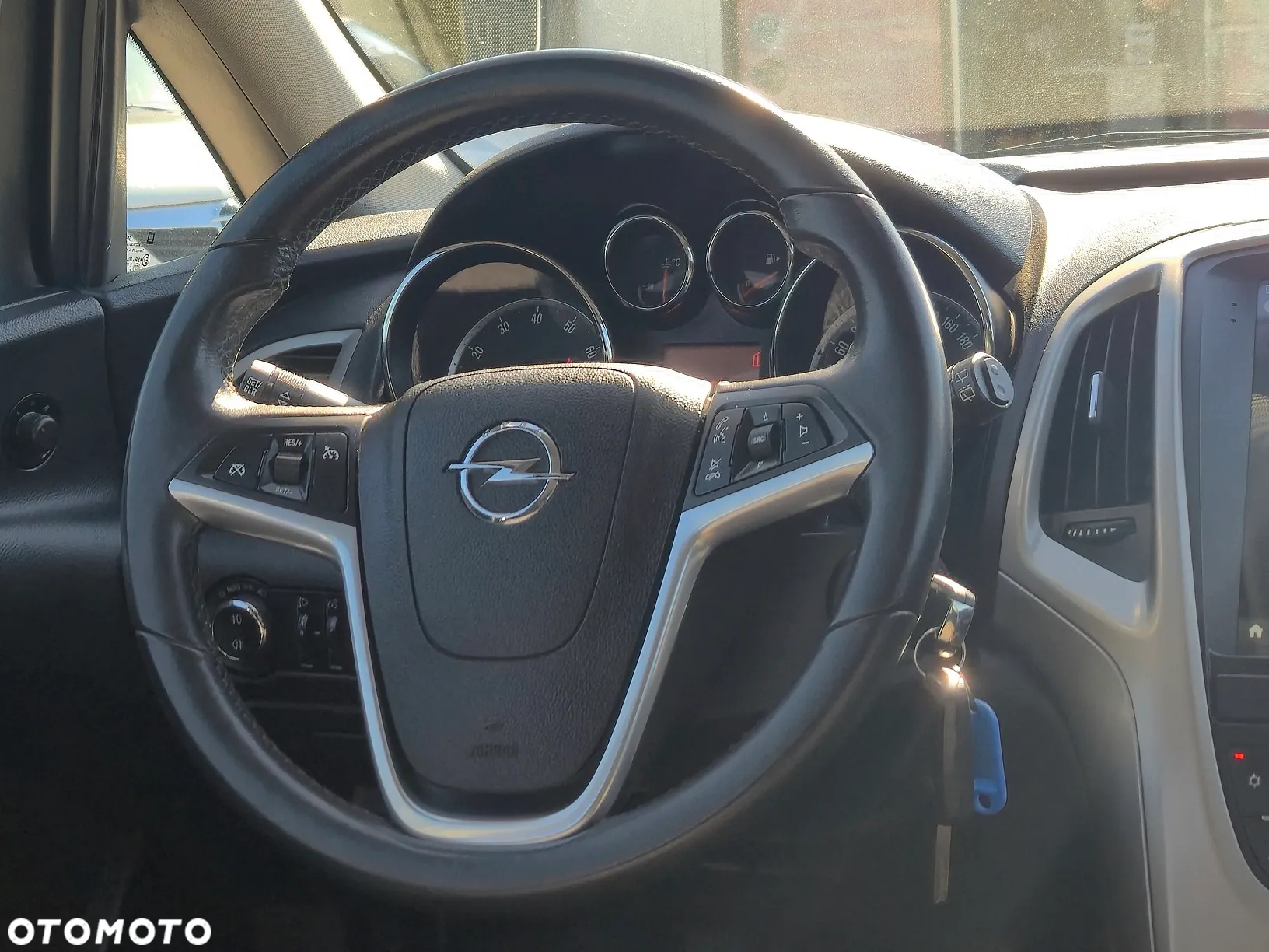 Opel Astra 1.4 Turbo Design Edition - 22