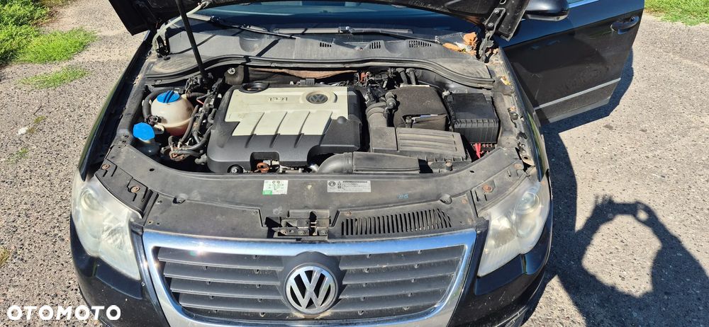 Volkswagen Passat 2.0 TDI Highline - 9