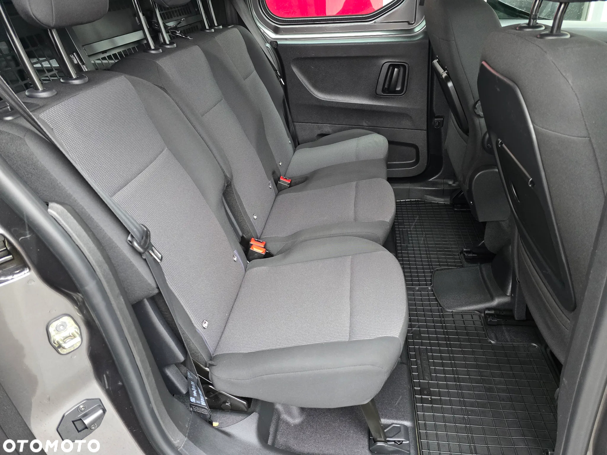 Opel Combo 5 osobowe maxi - 10