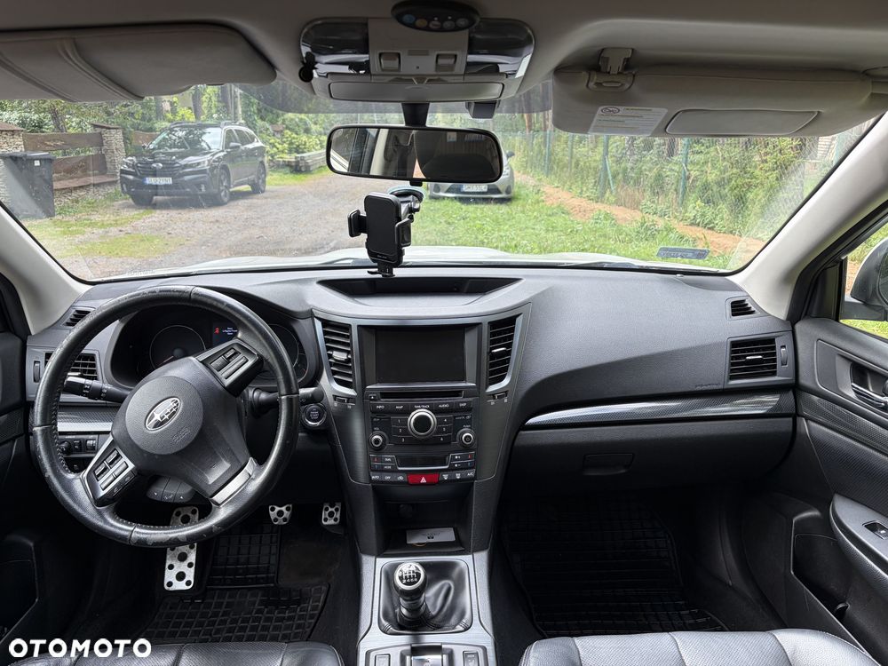 Subaru Outback 2.0 D Comfort - 9