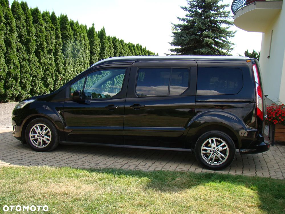 Ford Tourneo Connect Grand - 12