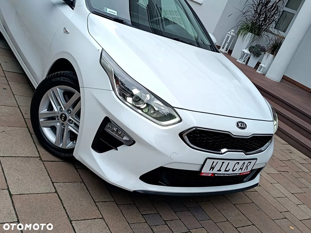 Kia Ceed 1.4 L Business Line Plus - 22