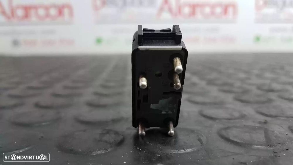 COMANDO ELEVADOR DE VIDRO FRONTAL ESQUERDO MERCEDES-BENZ SEDAN 1991 -1248208910 - 2