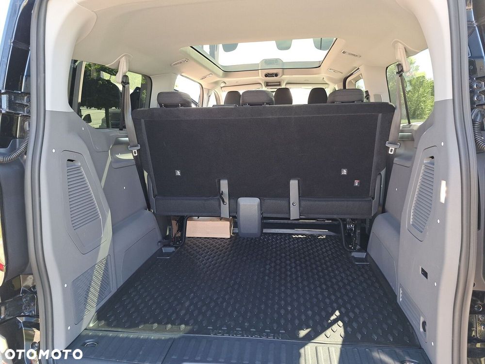 Volkswagen Caravelle - 24