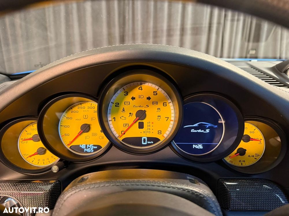 Porsche 911-TURBO-S - 30