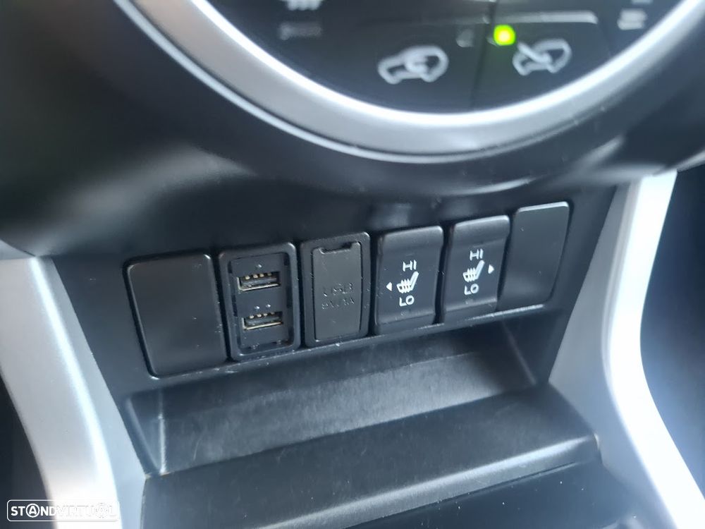 Isuzu D-Max 4x4 Cabine Dupla Auto Premium - 20