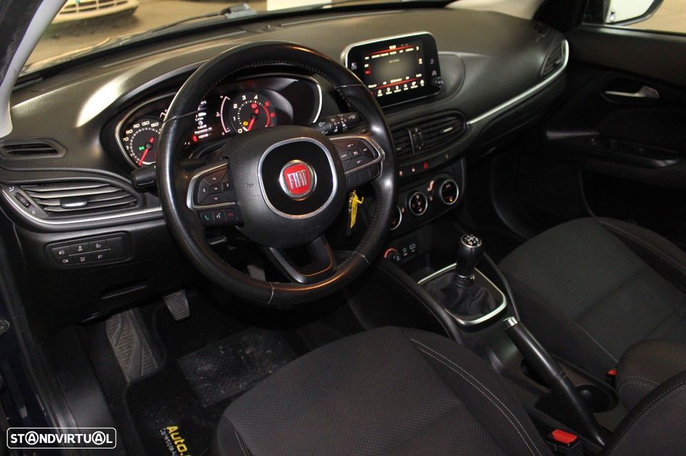 Fiat Tipo 1.3 M-Jet Lounge J17 - 16